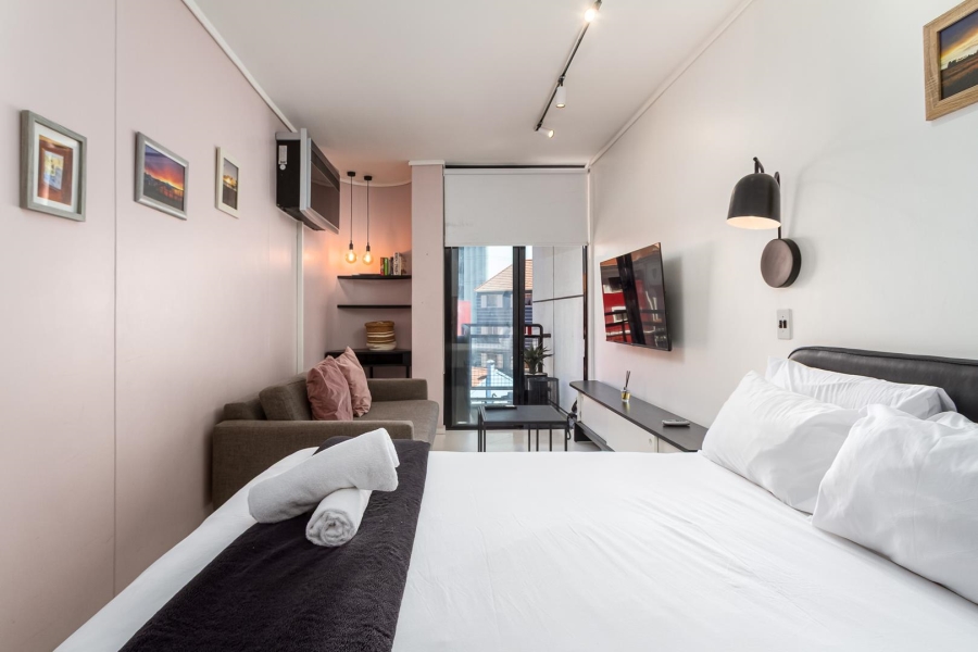 0 Bedroom Property for Sale in Sea Point Western Cape